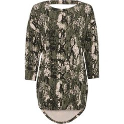 Shirt z dekoltem "wodą" z tyłu bonprix nocny oliwkowy we wzór skóry węża. Zielone koszulki damskie bonprix, bez wzorów, z elastanu, bez kołnierzyka, bez rękawów. Za 64,99 zł.