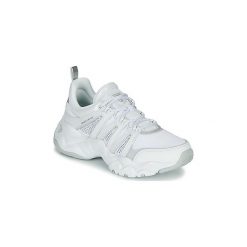 Buty Skechers D'LITES 3.0. Białe trampki i tenisówki damskie Skechers, bez wzorów, bez zapięcia. Za 343,20 zł.