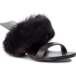 Klapki UNITED NUDE - Loop Teddy 103480112016 Black. Czarne klapki damskie marki United Nude, ze skóry, na obcasie. W wyprzedaży za 629,00 zł.