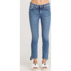 JEANSY JOLLY Sportmax Code. Niebieskie jeansy damskie Sportmax Code. Za 450,00 zł.