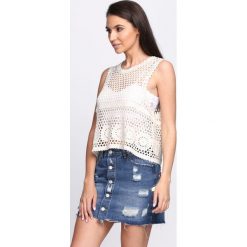 Kremowy Top All That She Wants. Brązowe bluzki damskie Born2be, s, bez wzorów, z okrągłym kołnierzem. Za 39,99 zł.
