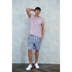 T-shirt męski w kolorze brudnego różu. Różowe t-shirty męskie Pakamera, m, bez wzorów, bez kołnierzyka. Za 179,00 zł.