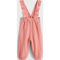 Mango Kids - Spodnie dziecięce Jana 62-80 cm. Różowe spodnie chłopięce Mango Kids, bez wzorów, z bawełny, casualowe. Za 69,90 zł.