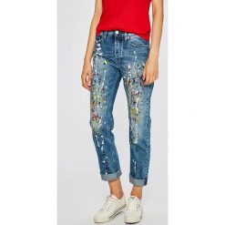 Calvin Klein Jeans - Jeansy Sterling Blue. Niebieskie jeansy damskie Calvin Klein Jeans, z podwyższonym stanem. W wyprzedaży za 539,90 zł.