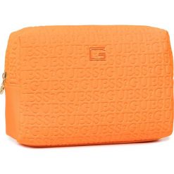 Kosmetyczka GUESS - Caris Accessories PWCARI P0215 ORA. Pomarańczowe kosmetyczki męskie Guess, z aplikacjami, z tkaniny. W wyprzedaży za 129,00 zł.