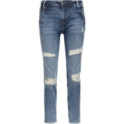 Jeansy Boyfriend Pepe Jeans Hazel PL203385. Niebieskie jeansy damskie Pepe Jeans. W wyprzedaży za 349,00 zł.