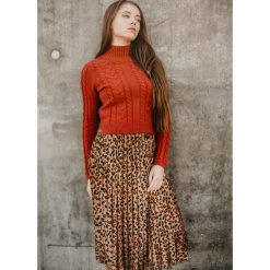 SPÓDNICA SARA MAXI CAMEL. Brązowe spódniczki damskie Fanaberia.com, na jesień, uniwersalny, bez wzorów, z satyny, eleganckie, maxi, plisowane. Za 139,00 zł.