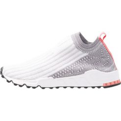 Adidas Originals EQT SUPPORT Półbuty wsuwane footwear white/grey one/grey three. Szare półbuty damskie adidas Originals, bez wzorów, z tworzywa sztucznego, na niskim obcasie, bez zapięcia. Za 499,00 zł.