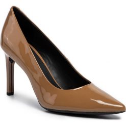 Szpilki GEOX - D Faviola C D828UC 00066 C6002 Lt Brown. Pomarańczowe półbuty damskie Geox, bez wzorów, ze skóry, bez obcasa, na obcasie, bez zapięcia. W wyprzedaży za 289,00 zł.