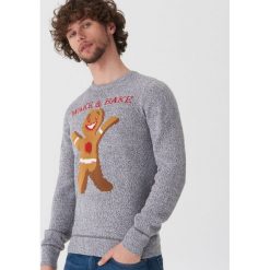 Sweter ze świątecznym motywem - Szary. Szare swetry klasyczne męskie marki House, s, wizytowe. W wyprzedaży za 19,99 zł.