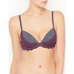Bielizna damska: Biustonosz push-up