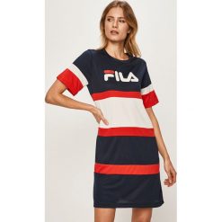 Fila - Sukienka. Sukienki damskie Fila, na co dzień, s, z nadrukiem, z poliesteru, casualowe, z okrągłym kołnierzem, z krótkim rękawem, krótkie, mini, rozkloszowane. W wyprzedaży za 199,90 zł.