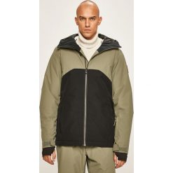 Quiksilver - Kurtka. Zielone płaszcze męskie Quiksilver, s, bez wzorów, z poliesteru, z kapturem. W wyprzedaży za 499,90 zł.
