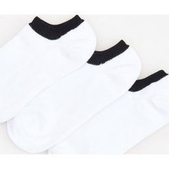 3 pack stopek - Biały. Białe kapcie męskie marki Reserved. W wyprzedaży za 19,99 zł.