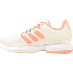 Buty sportowe damskie: adidas Performance BARRICADE COURT Obuwie multicourt coral/white