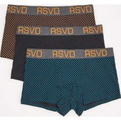 Bokserki 3 pack - Czarny. Czarne bokserki męskie Reserved, bez wzorów. Za 59,99 zł.