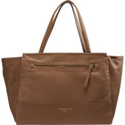 Liebeskind Berlin ABACO PLEATED GUSSET VINTAGE Torebka new mud. Pomarańczowe torebki klasyczne damskie marki Liebeskind Berlin. W wyprzedaży za 479,50 zł.