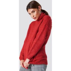 NA-KD Sweter oversize z golfem - Red. Czerwone golfy damskie marki NA-KD, z dzianiny. Za 161,95 zł.