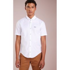 BOSS ATHLEISURE BIADIA REGULAR FIT Koszula white. Białe koszule męskie marki BOSS Athleisure, m, z bawełny. Za 379,00 zł.