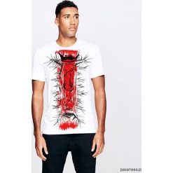 Borneo caterpillar t-shirt man. T-shirty męskie Pakamera, m, bez wzorów, z wiskozy, klasyczne, z klasycznym kołnierzykiem. Za 129,00 zł.