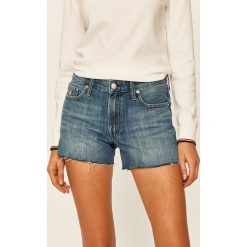 Calvin Klein Jeans - Szorty jeansowe. Niebieskie szorty damskie Calvin Klein Jeans, bez wzorów, z bawełny, casualowe. W wyprzedaży za 239,90 zł.
