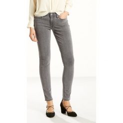 Dżinsy 711 SKINNY. Czarne jeansy damskie Levi's®, z standardowym stanem. Za 419,96 zł.