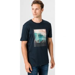 BOSS Summer 4 Koszulka Niebieski. Niebieskie podkoszulki męskie Boss, xxl, z nadrukiem, z bawełny, bez kołnierzyka, z krótkim rękawem, krótkie. Za 268,95 zł.