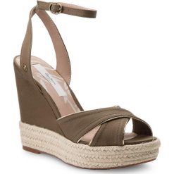 Espadryle PEPE JEANS - Walker Lenny PLS90295 Combat Green 742. Zielone espadryle damskie Pepe Jeans, bez wzorów, z jeansu, bez obcasa, na obcasie. W wyprzedaży za 199,00 zł.