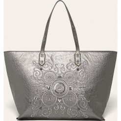 Desigual - Torebka. Czarne torby damskie na zakupy Desigual, z aplikacjami, z poliesteru, na ramię, duże, z aplikacjami. Za 399,90 zł.