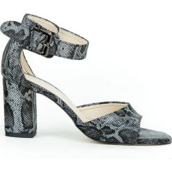 Sandałki na słupku - skóra naturalna - model 348 - kolor czarny wąż. Czarne sandały damskie Zapato, bez wzorów, ze skóry, bez obcasa, na słupku, bez zapięcia. W wyprzedaży za 144,50 zł.