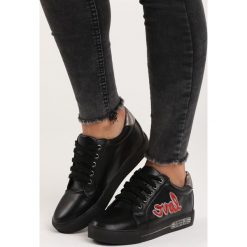 Czarne Buty Sportowe In Love. Czarne buty sportowe damskie Born2be, z materiału. Za 69,99 zł.