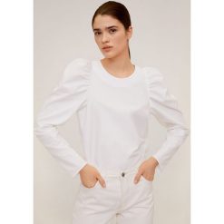 Mango - Bluzka 67054428. Białe bluzki damskie Mango, s, bez wzorów, z bawełny, z okrągłym kołnierzem, z długim rękawem. Za 139,90 zł.