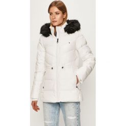Tommy Hilfiger - Kurtka. Zielone kurtki damskie TOMMY HILFIGER, s, bez wzorów, z elastanu, krótkie. Za 1199,00 zł.