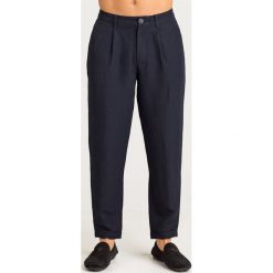 SPODNIE Armani Exchange. Spodnie męskie Armani Exchange, na co dzień, m, z aplikacjami, z wiskozy. Za 305,00 zł.