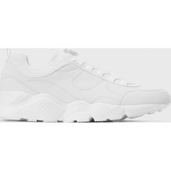 Kazar Studio - Buty. Białe buty sportowe męskie Kazar Studio, z materiału, na sznurówki. W wyprzedaży za 239,90 zł.