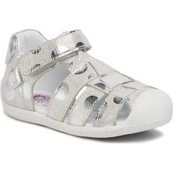 Sandały LASOCKI KIDS - CI12-FLEXY-06A Silver. Szare sandały dziewczęce Lasocki Kids, ze skóry, bez zapięcia. Za 99,99 zł.