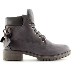 Timberki damskie szare AT-0623-L Grey. Szare botki damskie ButyModne, bez obcasa, na sznurówki. W wyprzedaży za 129,00 zł.