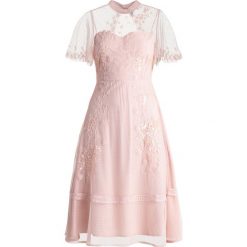 Sukienki: YAS YASHARRIET Sukienka koktajlowa rose smoke