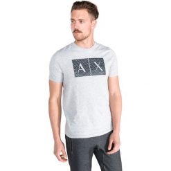Armani Exchange Koszulka Szary. Szare podkoszulki męskie Armani Exchange, xxl, bez wzorów, z bawełny, z krótkim rękawem. Za 223,95 zł.