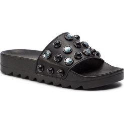 Klapki COLORS OF CALIFORNIA - HC.JINFYEDGE25 Black. Czarne klapki damskie z aplikacjami, ze skóry ekologicznej, bez obcasa. W wyprzedaży za 179,00 zł.