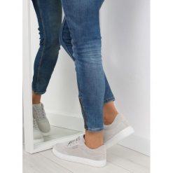 Trampki damskie zamszowe szare NB172 LT.GREY. Szare trampki i tenisówki damskie obuwie damskie, bez wzorów, z tkaniny, bez zapięcia. Za 60,48 zł.
