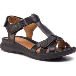 Sandały CLARKS - Un Adorn Vibe 261417204 Black Leather. Czarne klapki damskie Clarks, bez wzorów, ze skóry, bez obcasa. W wyprzedaży za 279,00 zł.