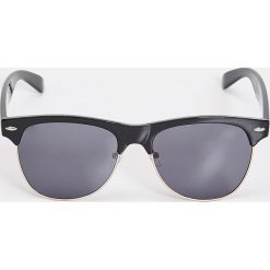 Okulary przeciwsłoneczne clubmaster - Czarny. Czarne okulary przeciwsłoneczne damskie clubmaster marki Sinsay. Za 14,99 zł.