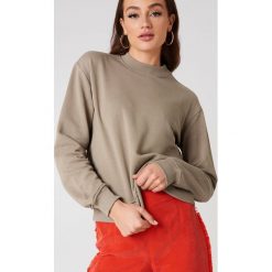Bluzy damskie: NA-KD Basic Bluza basic – Brown