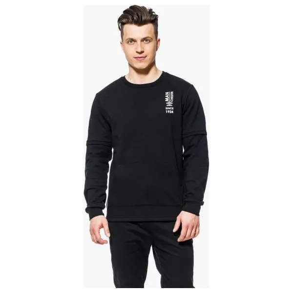 Umbro Bluza Bat , czarny, rozmiar M. Czarne bluzy męskie Umbro, m, bez wzorów, z bawełny, bez kołnierzyka, bez rękawów, bez kaptura. W wyprzedaży za 63,99 zł.
