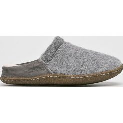 Sorel - Kapcie. Szare kapcie damskie marki Sorel, z gumy. W wyprzedaży za 179,90 zł.