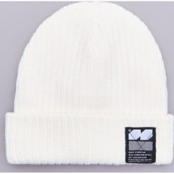 Czapka - Biały. Białe czapki męskie Cropp, bez wzorów. Za 39,99 zł.