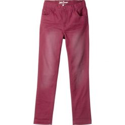 Spodnie twillowe Slim Fit bonprix czerwony. Fioletowe spodnie chłopięce bonprix, bez wzorów. Za 69,99 zł.