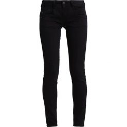 Herrlicher GILA SLIM Jeansy Slim fit tempest. Czarne rurki damskie marki Herrlicher, z elastanu. Za 399,00 zł.