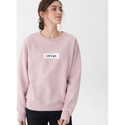 Bluza z napisem - Różowy. Różowe bluzy męskie rozpinane marki House, s, z napisami. Za 69,99 zł.